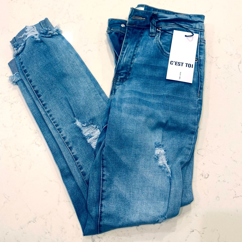 Women’s Ripped High Rise Ankle Skinny Jeans